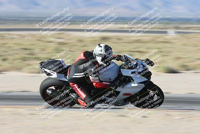 media/Oct-26-2025-Race Pace (Sun) [[c1447ca738]]/Verified/1-Turn 9 Inside (930am)/